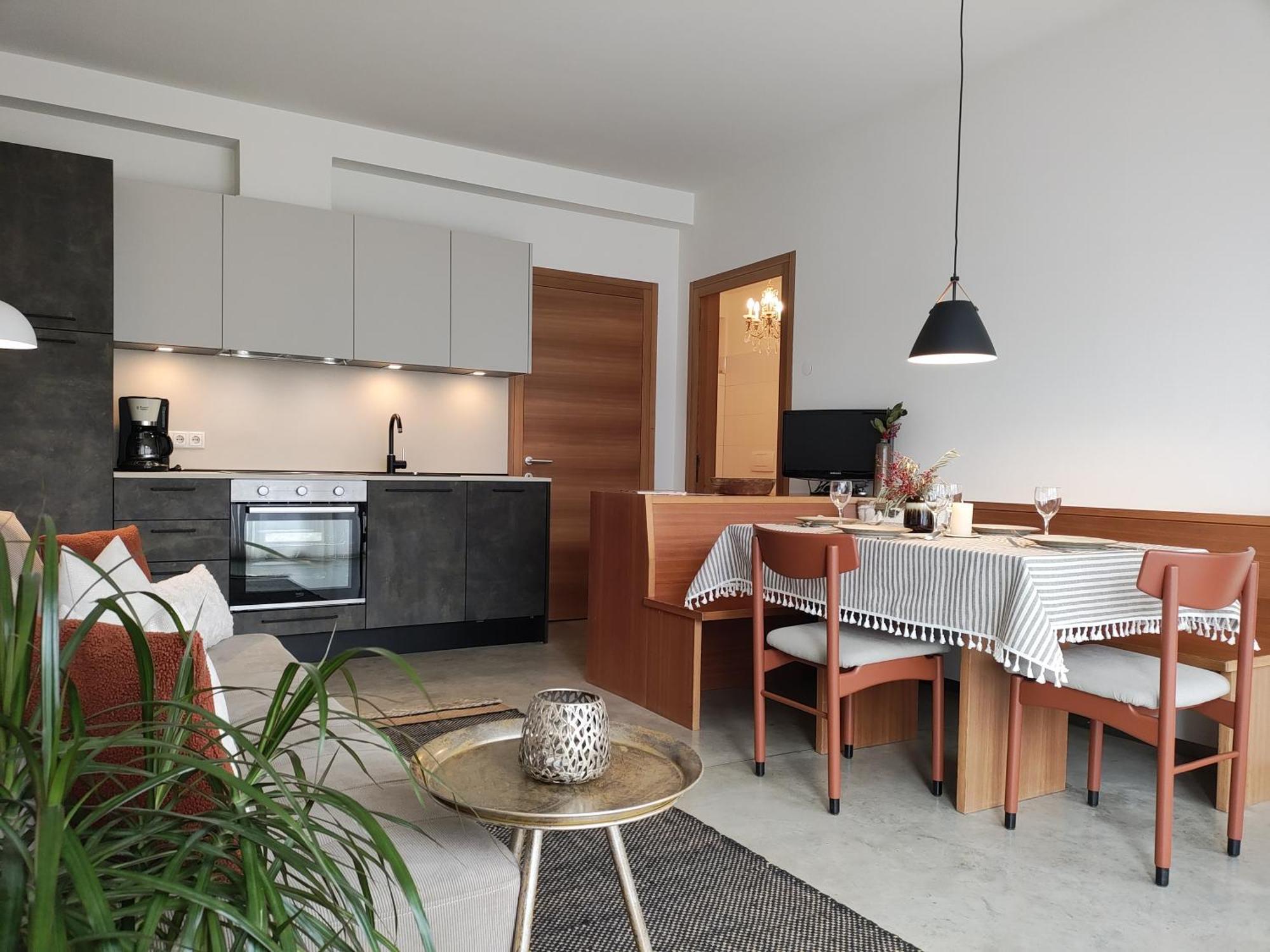 Apartment Matthaeus Cermes Luaran gambar
